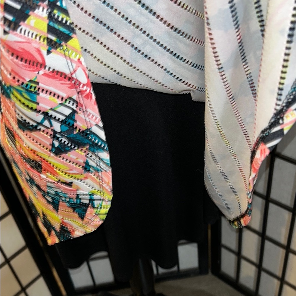 🦋Material Girl Multicolor Geometric High Low Dress - Picture 14 of 15
